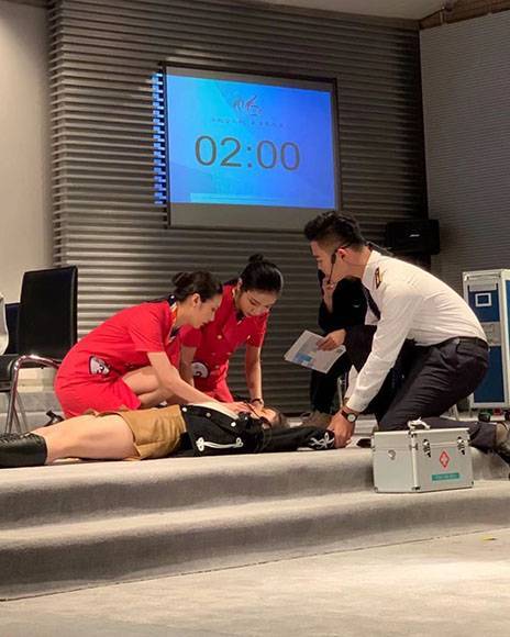 空中的青春風采——長三角空乘學子服務禮儀大比拼